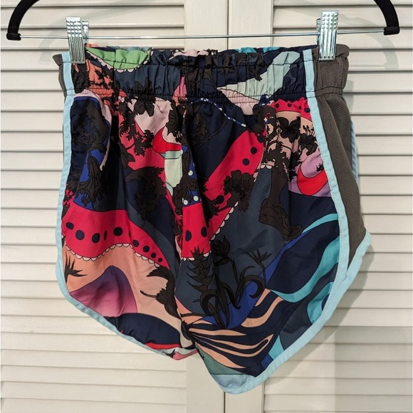 Nike Icon Clash Tempo Running Shorts Size Small - Picture 5 of 7